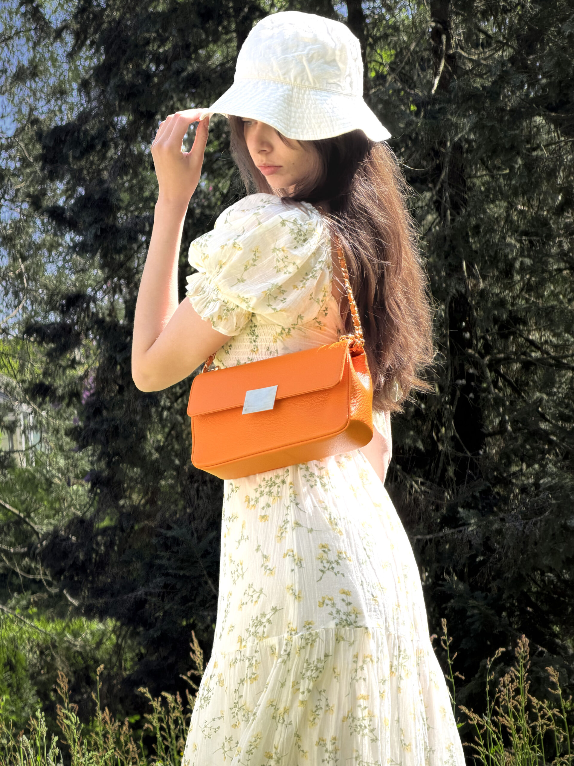 Full-grain LWG leather bag